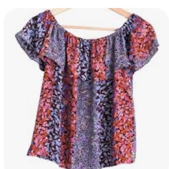 Anthropologie Tops - Anthropologie Maeve Vallita
Off Shoulder Ruffle Top
Burgundy Floral Sz Small EUC